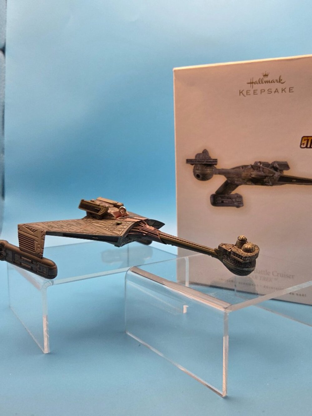 Hallmark Keepsake Ornament 2009 "Klingon Battle Cruiser" Star Trek - Like New